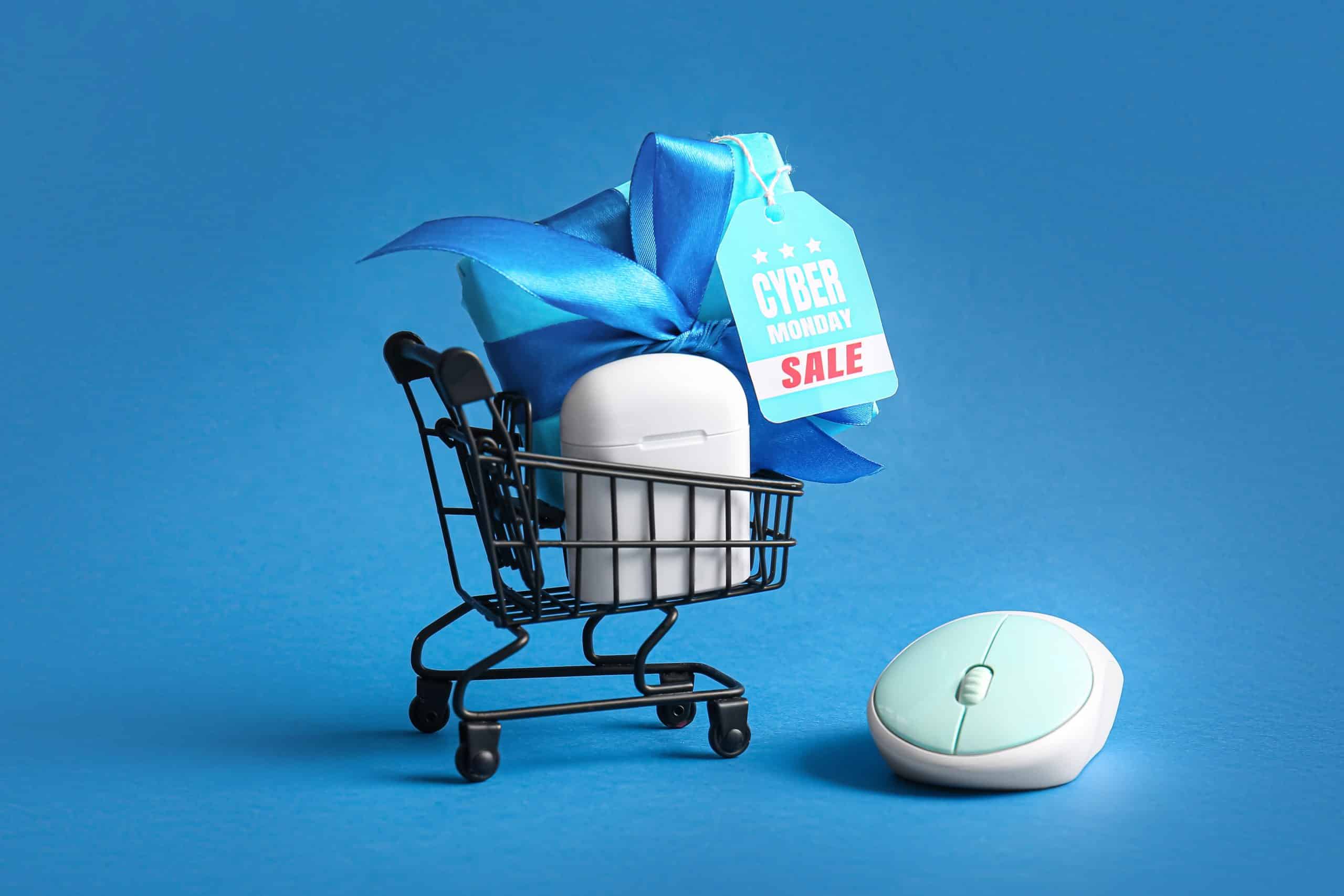 optimize cyber monday ads with Realize